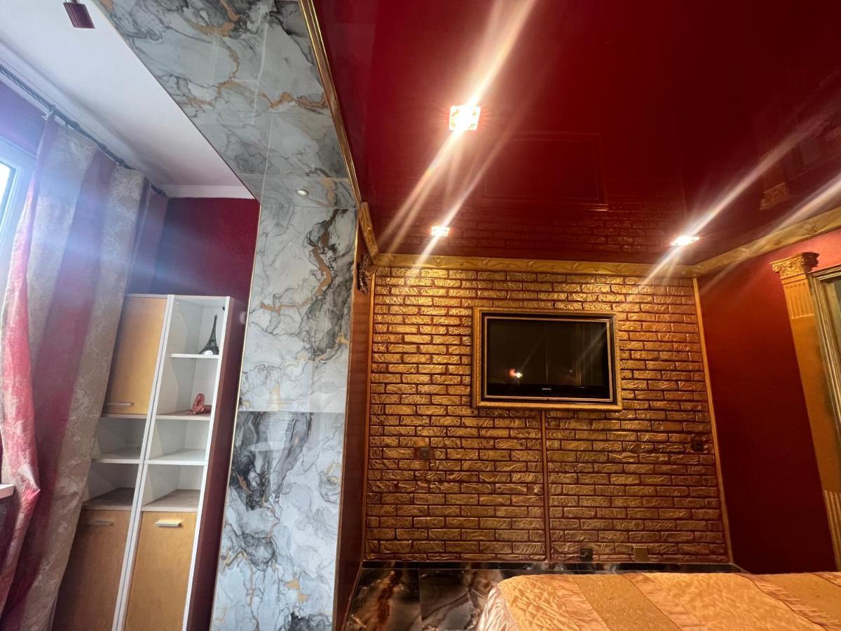 Afganskii Park Apartment キシナウ エクステリア 写真