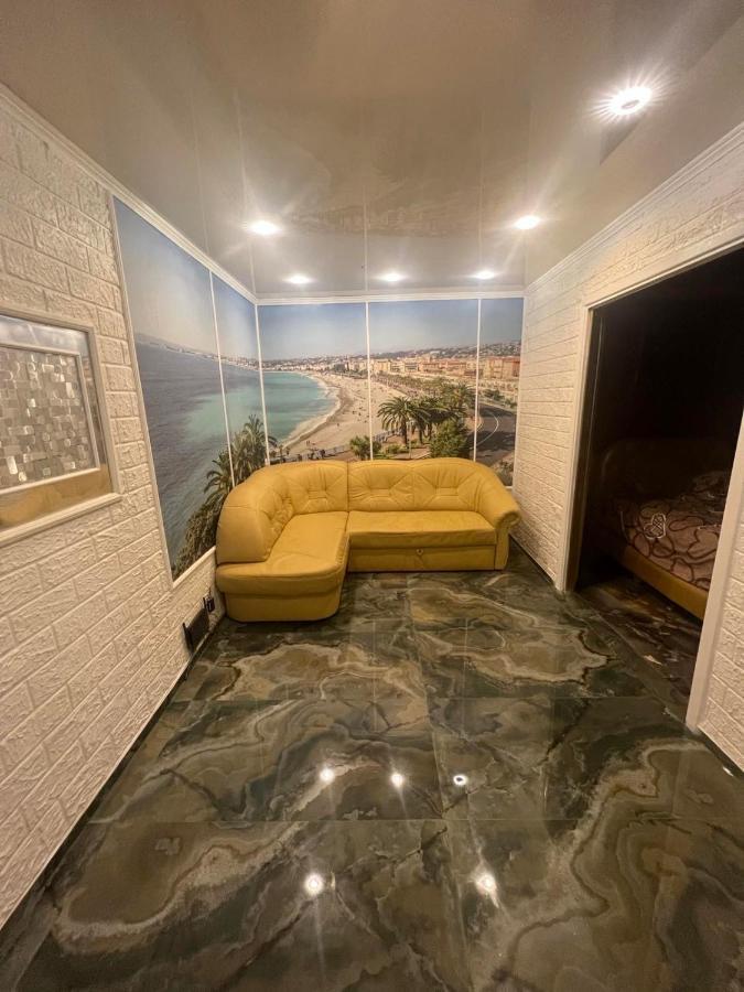 Afganskii Park Apartment キシナウ エクステリア 写真