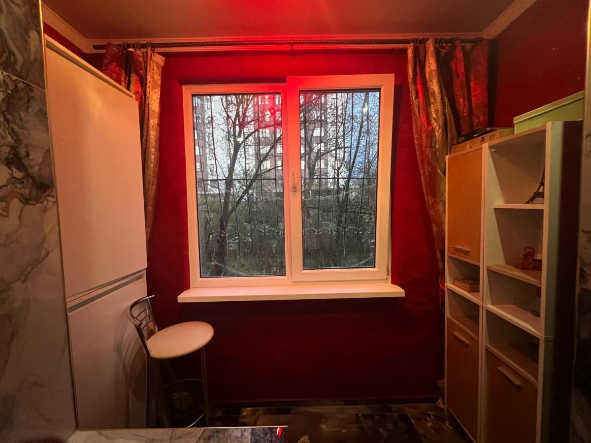 Afganskii Park Apartment キシナウ エクステリア 写真