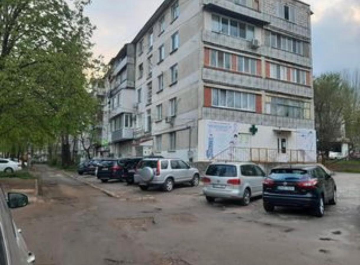 Afganskii Park Apartment キシナウ エクステリア 写真