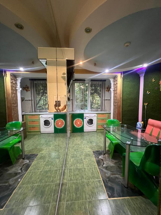 Afganskii Park Apartment キシナウ エクステリア 写真