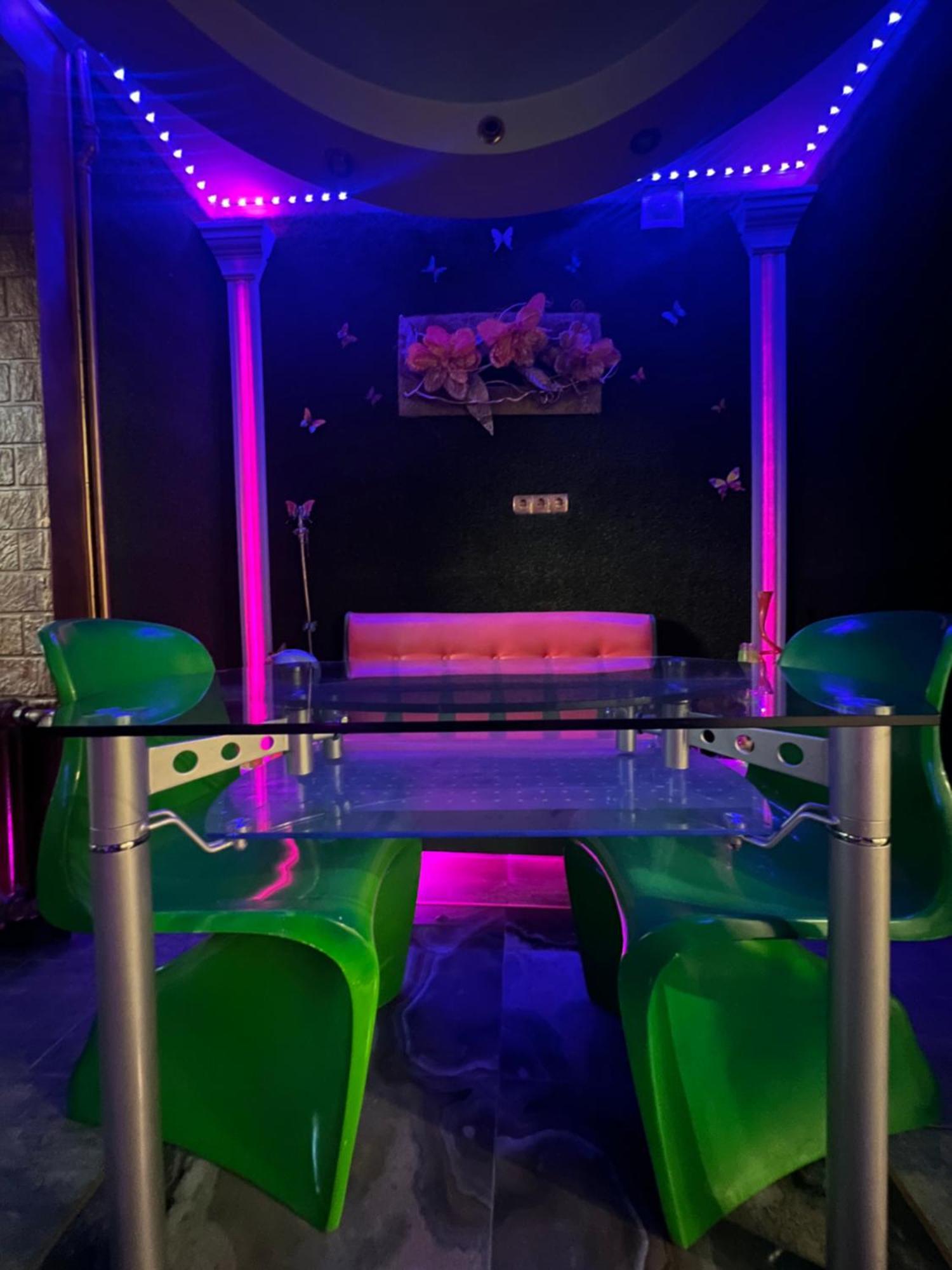 Afganskii Park Apartment キシナウ エクステリア 写真